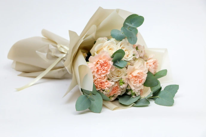 a white flower bouquet